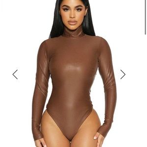 Naked wardrobe DRIP collection faux liquid leather thong body suit NWT in brown